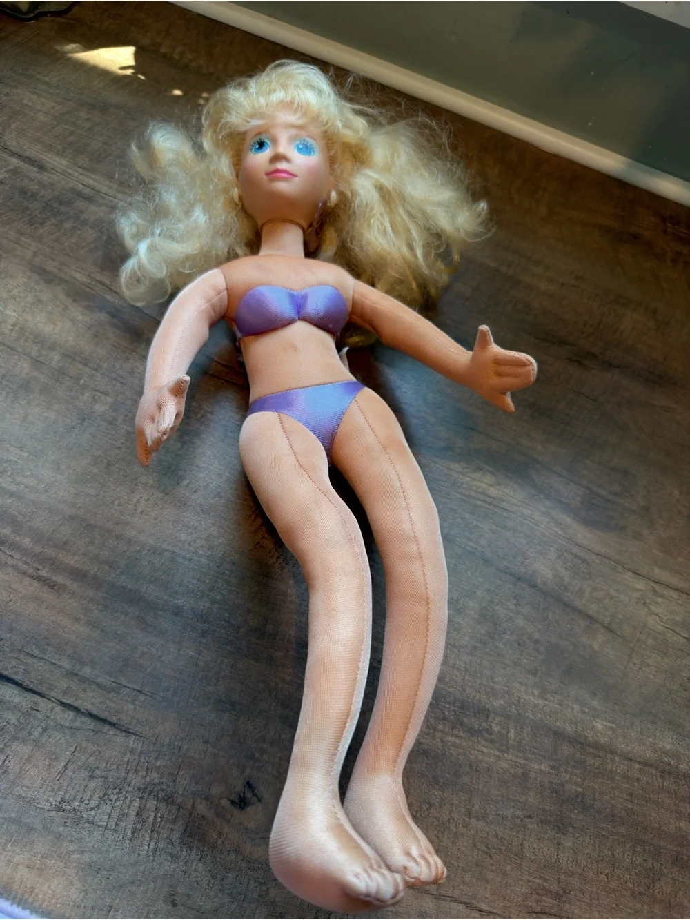 Vintage Mattel Barbie 16 in Soft Body Doll 1986 Blonde Curly Hair Blue Eyes